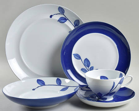 True Blue 5 Piece Place Setting