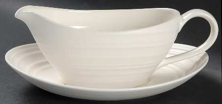 Swirl White Gravy Boat & Underplate
