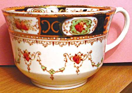 1242 Flat Cup