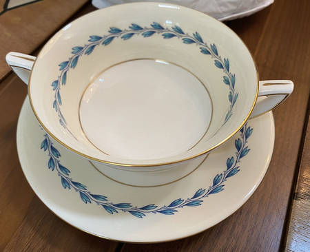 S299 Footed Cream Soup Bowl & Saucer Set