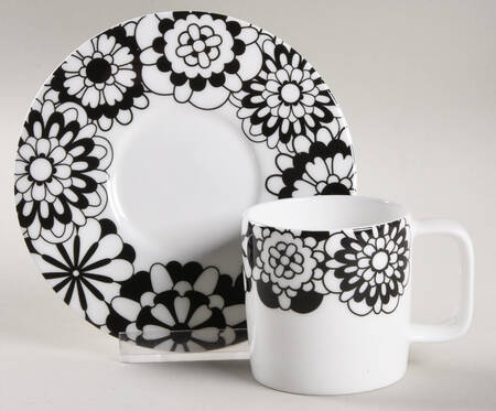 Bianco Nero Flat Demitasse Cup & Saucer Set