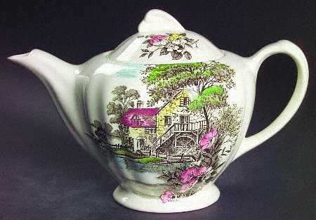 Olde Avon Dale (Multicolor with Yellow) Teapot & Lid