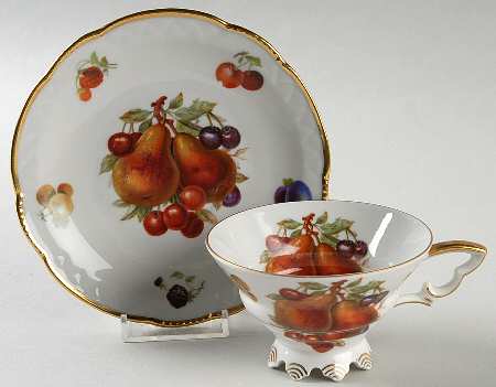 MIT209 Footed Cup & Saucer Set