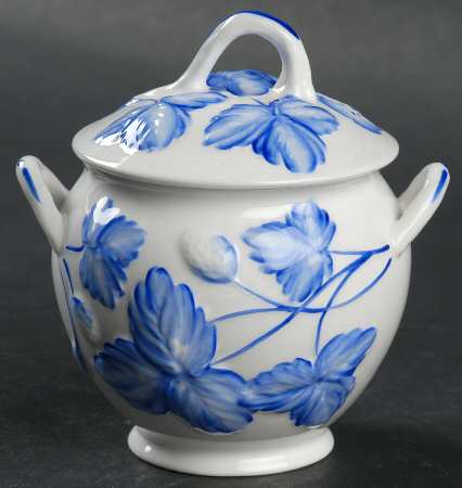 Victoria Strawberry Blue Mini Sugar Bowl & Lid