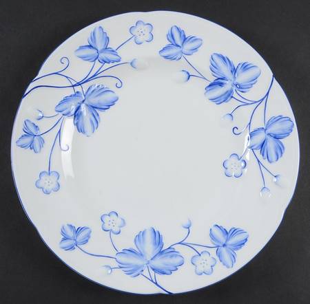 Victoria Strawberry Blue Salad Plate
