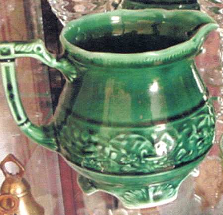 Vogue Green Creamer