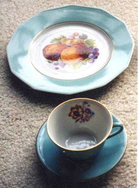 MRF10 Blue Flat Cup & Saucer Set