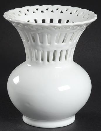 Bridal Lace 5" Pierced Vase