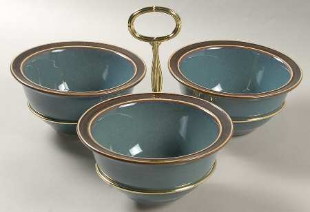 Blue Finn 7" x 12" 3-Part Relish & Metal Stand (CERC) HC