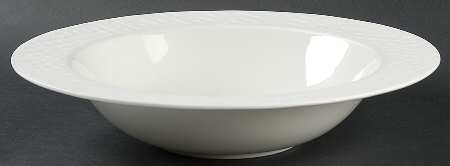 Lattice 11" Round Vegetable Bowl