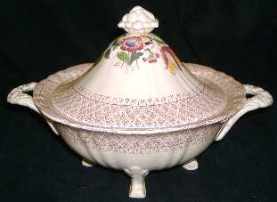 Gayley Round Covered Vegetable