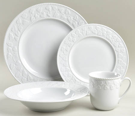 Embossed Leaf 4 Piece Place Setting