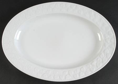 Embossed Leaf 14" Oval Serving Platter