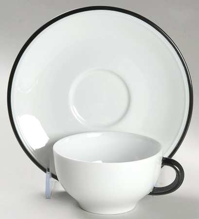 Pierrot Flat Cup & Saucer Set