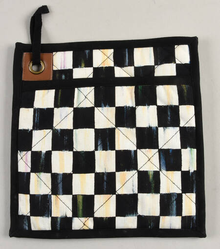Courtly Check Cloth Potholder