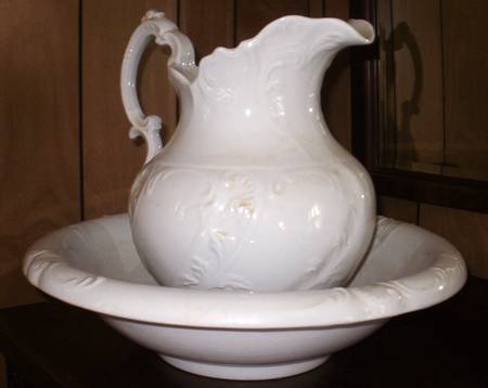 4237 Large Pitcher & Bowl Set