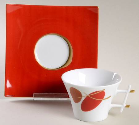 Voyage Immobile Flat Cup & Saucer Set