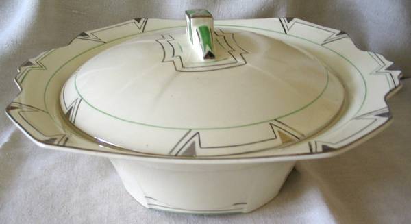 MEA268 Round Covered Vegetable