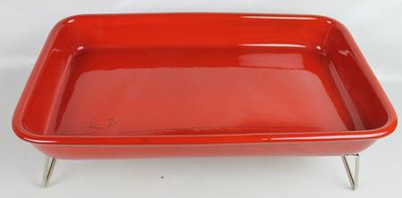 Classic Collection Red 16" Lasagna & Metal Stand