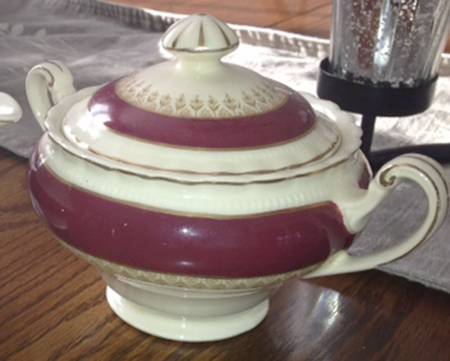 MEK279 Sugar Bowl & Lid