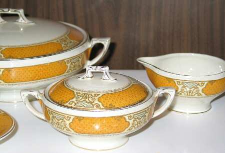 Whittington, The Sugar Bowl & Lid