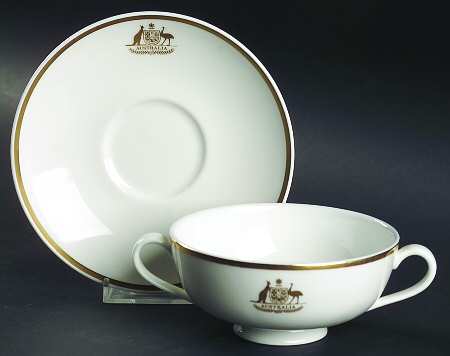 H5306 Footed Cream Soup Bowl & Saucer Set