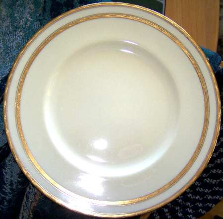 H2951 Dinner Plate
