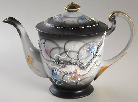 MA12 Teapot & Lid by Manna (Japan)