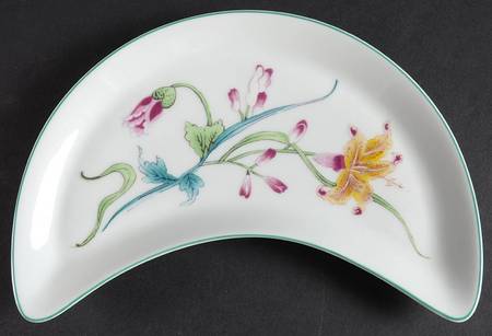 Lady Charlotte's Lily Crescent Salad Plate
