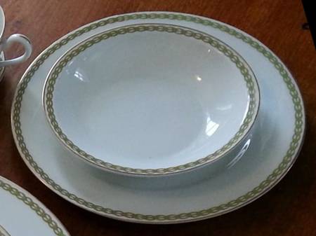 MUE142 Salad Plate