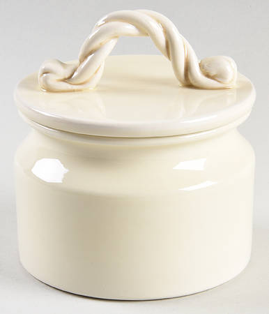 Basket Felice Creme Sugar Bowl & Lid