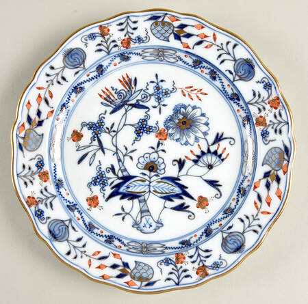 Blue Onion Rich Salad Plate