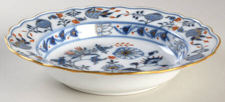 Blue Onion Rich Large Rim Soup Bowl