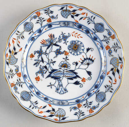 Blue Onion Rich Dinner Plate