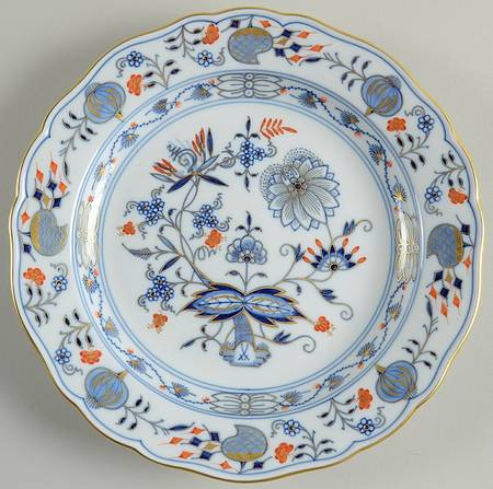 Blue Onion Rich Salad/Dessert Plate