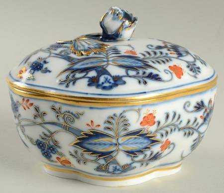 Blue Onion Rich Sugar Bowl & Lid
