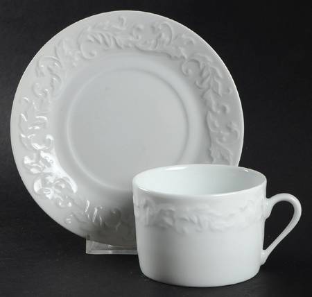 Renaissance Flat Cup & Saucer Set