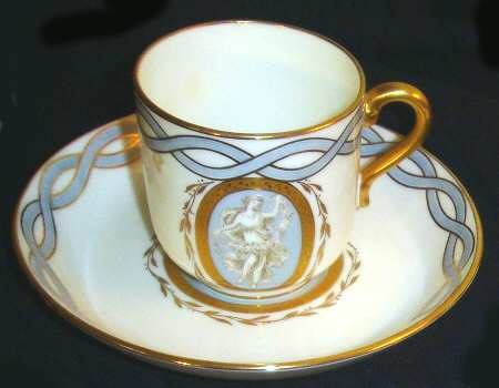 Pa1804 Flat Demitasse Cup & Saucer Set