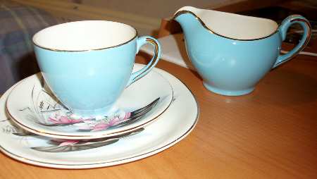 MEA305 Flat Cup & Saucer Set