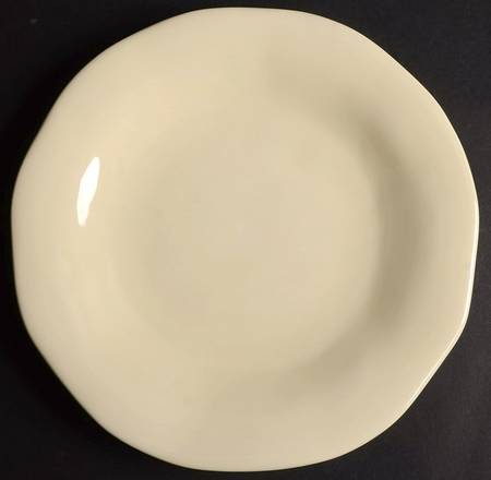 Brava Cream Salad Plate