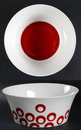 Circle Chic Red 9" Round Vegetable Bowl
