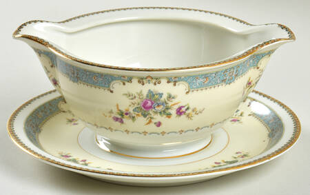 MEI1131 Gravy Boat with Attached Underplate