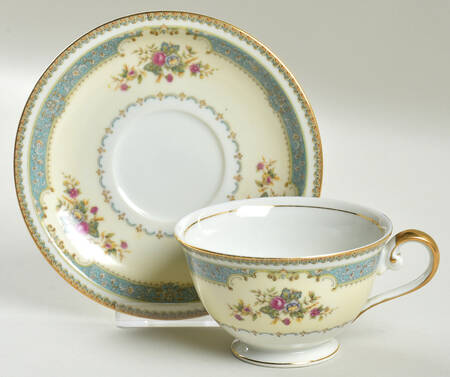 MEI1131 Footed Cup & Saucer Set