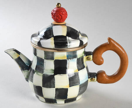 Courtly Check (Enamelware) Creamer & Lid