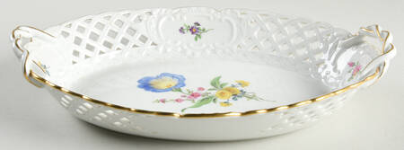 469 10" Oval Pierced Basket