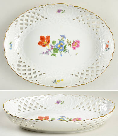 469 12" Pierced Oval Bowl