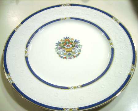 MEA133 (White) by Alfred Meakin