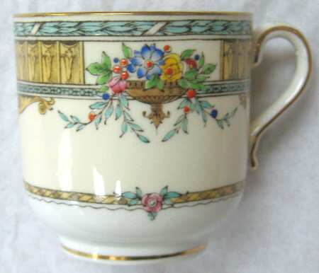 H3802 Footed Demitasse Cup