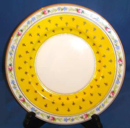 H3023 Luncheon Plate