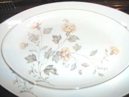 MEI1147 12" Oval Serving Platter